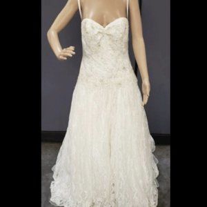 David's Bridal Strapless Beaded Lace Wedding Dress Size 10 WG3561 Size 10